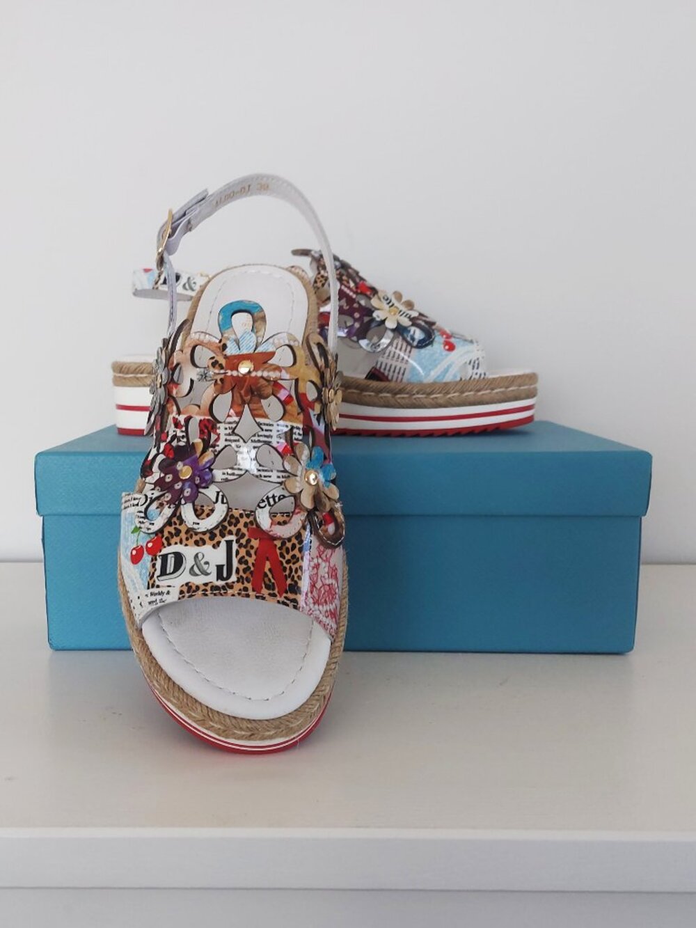 Django and Juliette Aldo Collage Print Patent Leather Sandal - Size 39 (8.5) NWT